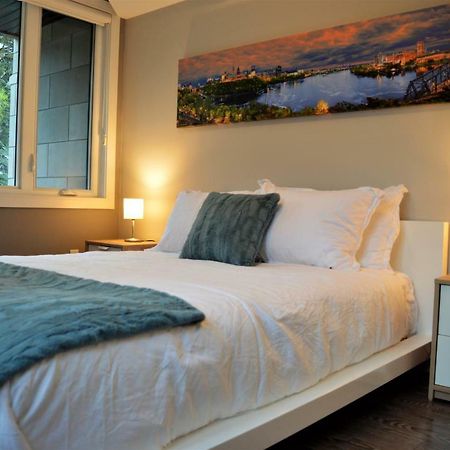 Simply Luxury Stays Ottawa Extérieur photo